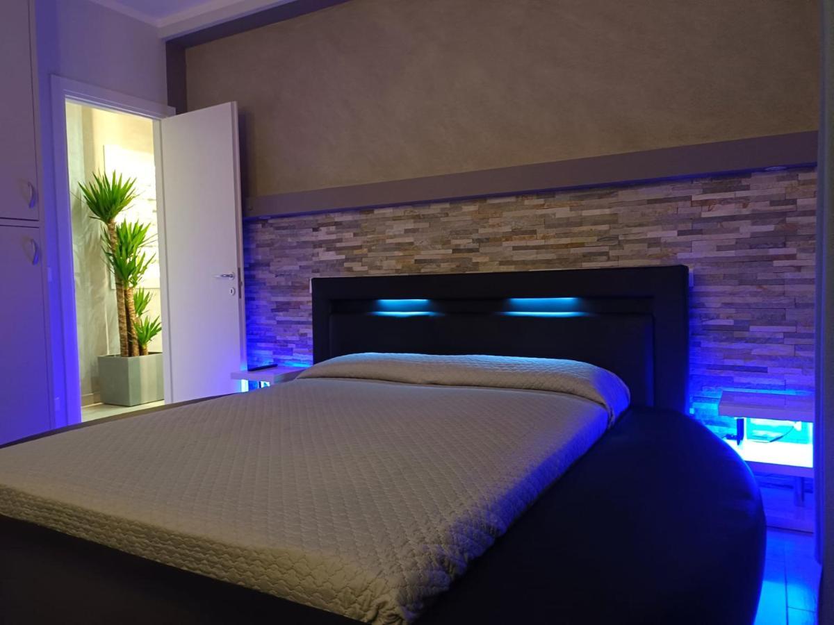Residence Deamarina Marina di Massa Zewnętrze zdjęcie
