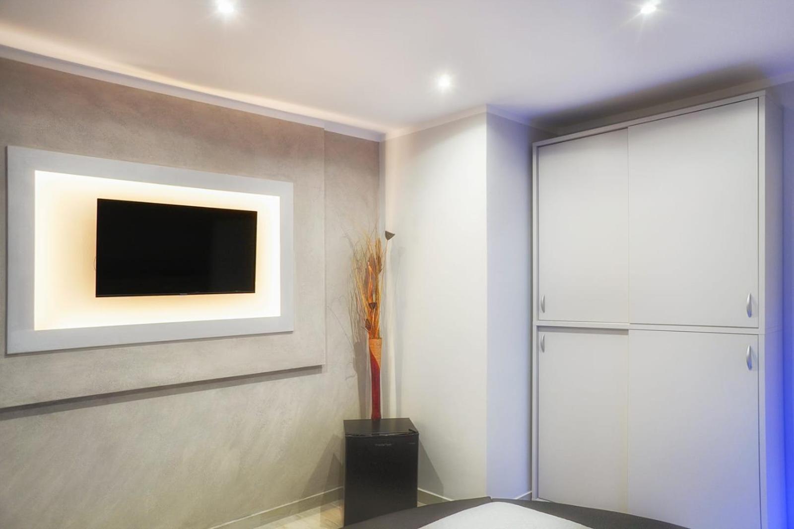 Residence Deamarina Marina di Massa Zewnętrze zdjęcie