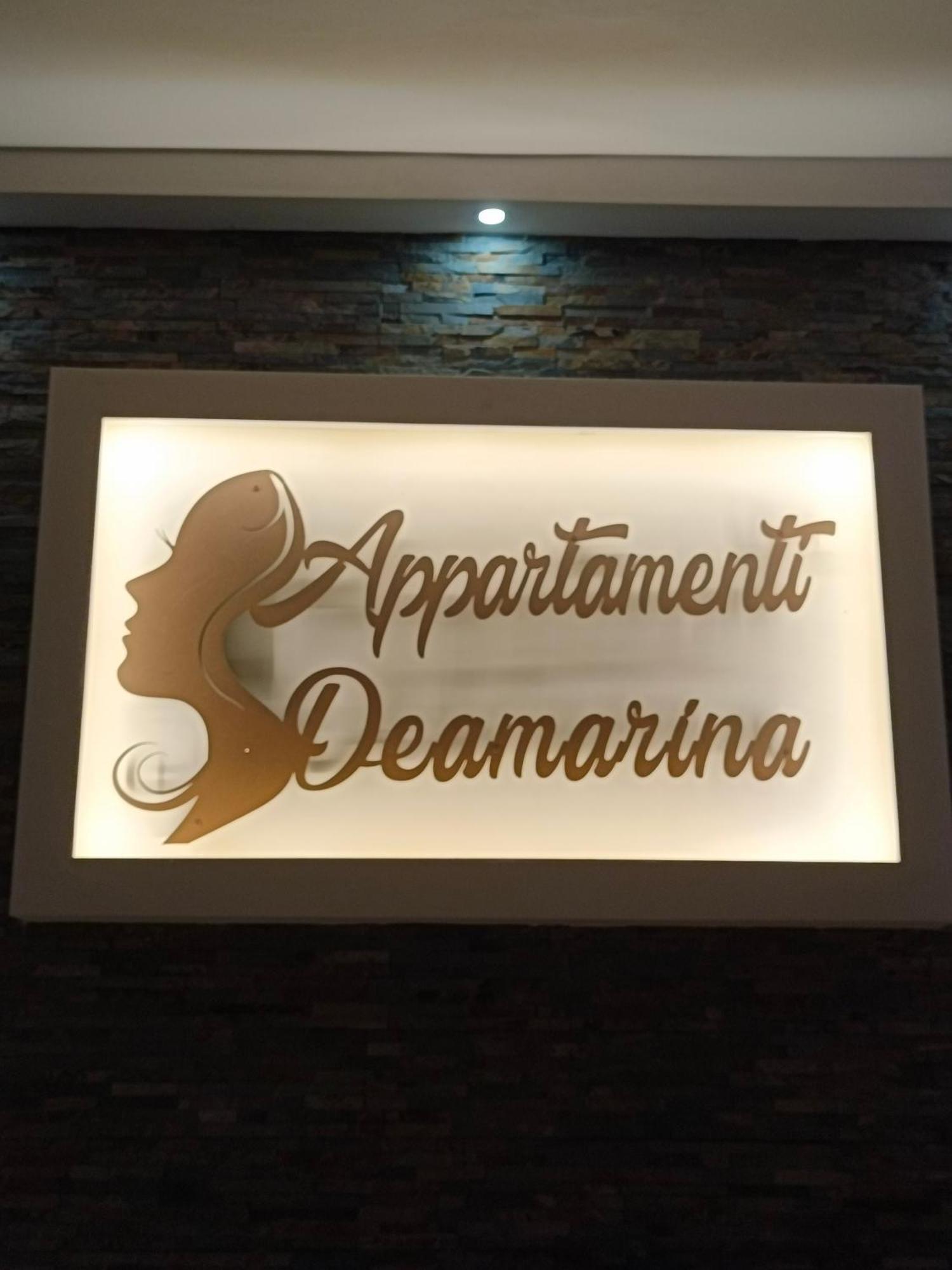 Residence Deamarina Marina di Massa Zewnętrze zdjęcie